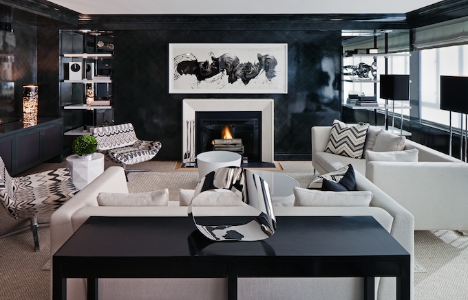 Top decor ideas_black furniture for your NYC home