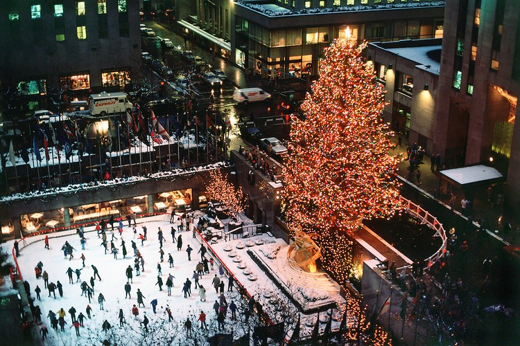 Shopping & Dining, The Ice Rink, Radio City Christmas Spectacular, Top of the Rock, tree, christmas tree, christmas, magical, holiday destination, christmas season, santa, magical season, holiday season, festive season, season, new york city, new york interiors, new york designer, new york spaces, new york design, new york, nyc, winter wonderland, christmas lights, winter time, holiday markets, ice skating, spirit, luxury, rockefeller plaza, tree lighting ceremony, nbc, norway spruce, lights, swarovski star, architect, daniel libeskind, christmas decorations